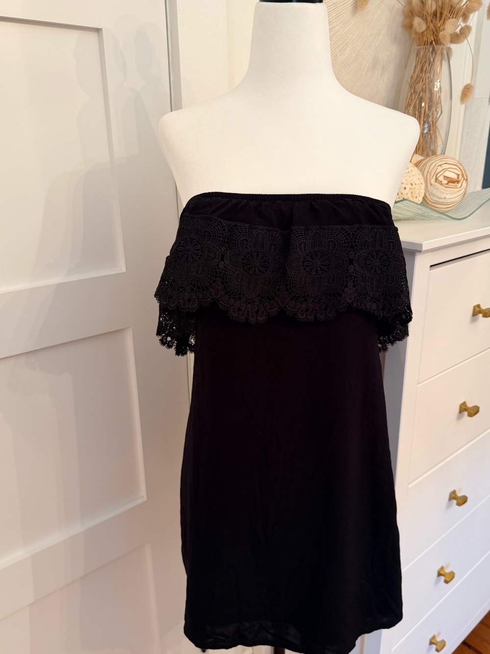 Off-Shoulder Black Mini Dress with Lace Ruffle